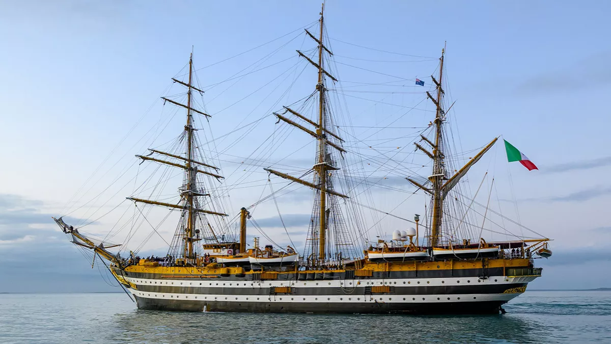 Amerigo Vespucci ship & Villaggio Italia at Old Doha Port from December 17 to 22