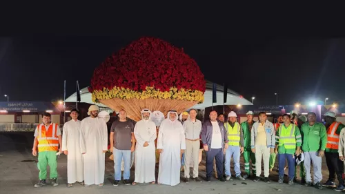 Three massive flower bouquets completed by Al Wakrah Municipality